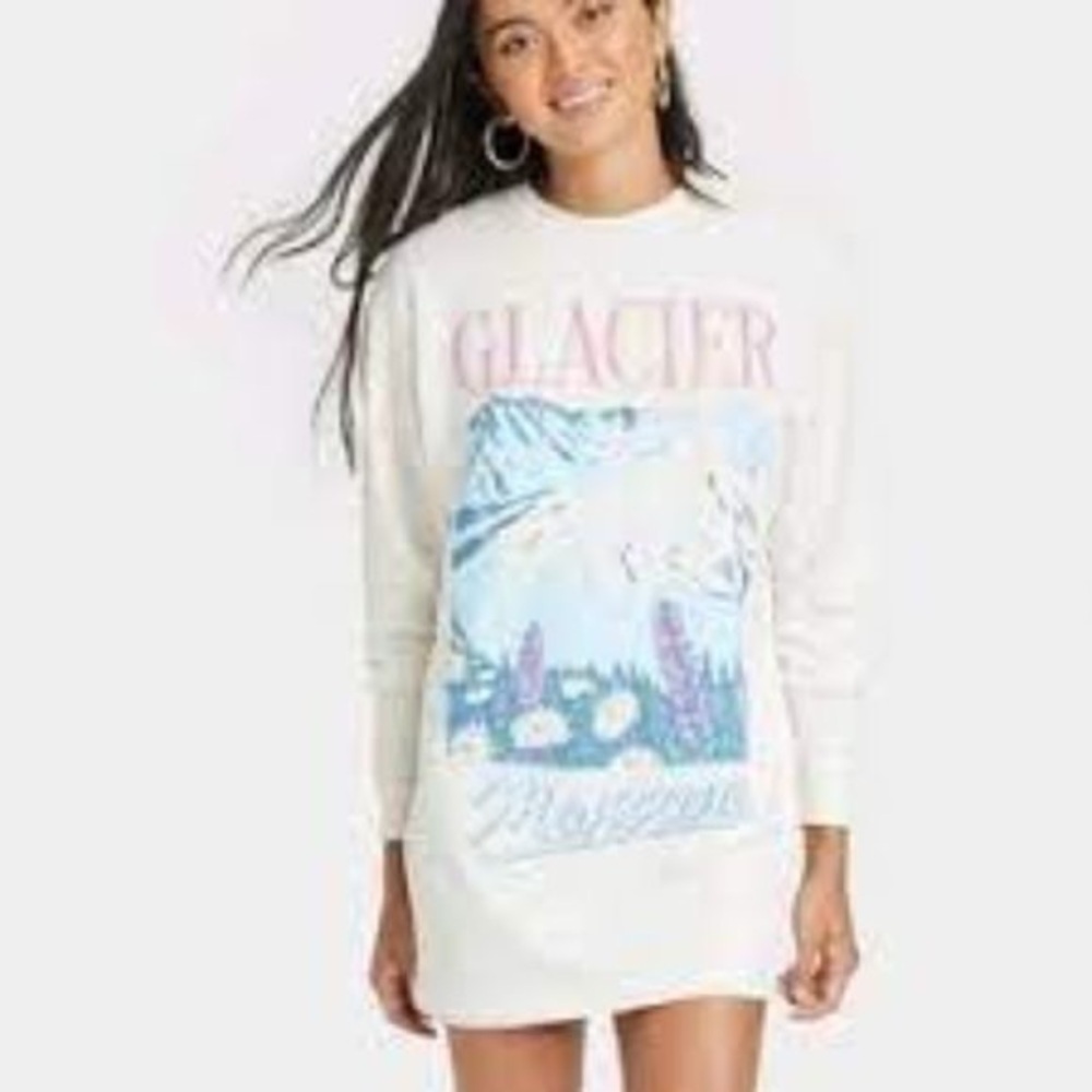 Grayson Threads Ivory Long Sleeve Crew Neck Sweater Glacier Montana Small